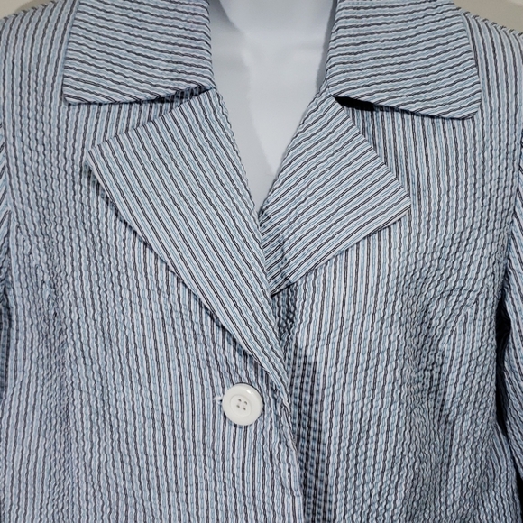JUDITH HART- Seersucker Blue Blazer/ Jacket, Sz 8 - Picture 2 of 8